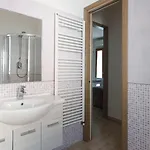 Urban Loft - In The Heart Of דירה *