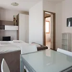 Urban Loft - In The Heart Of Διαμέρισμα Όλμπια